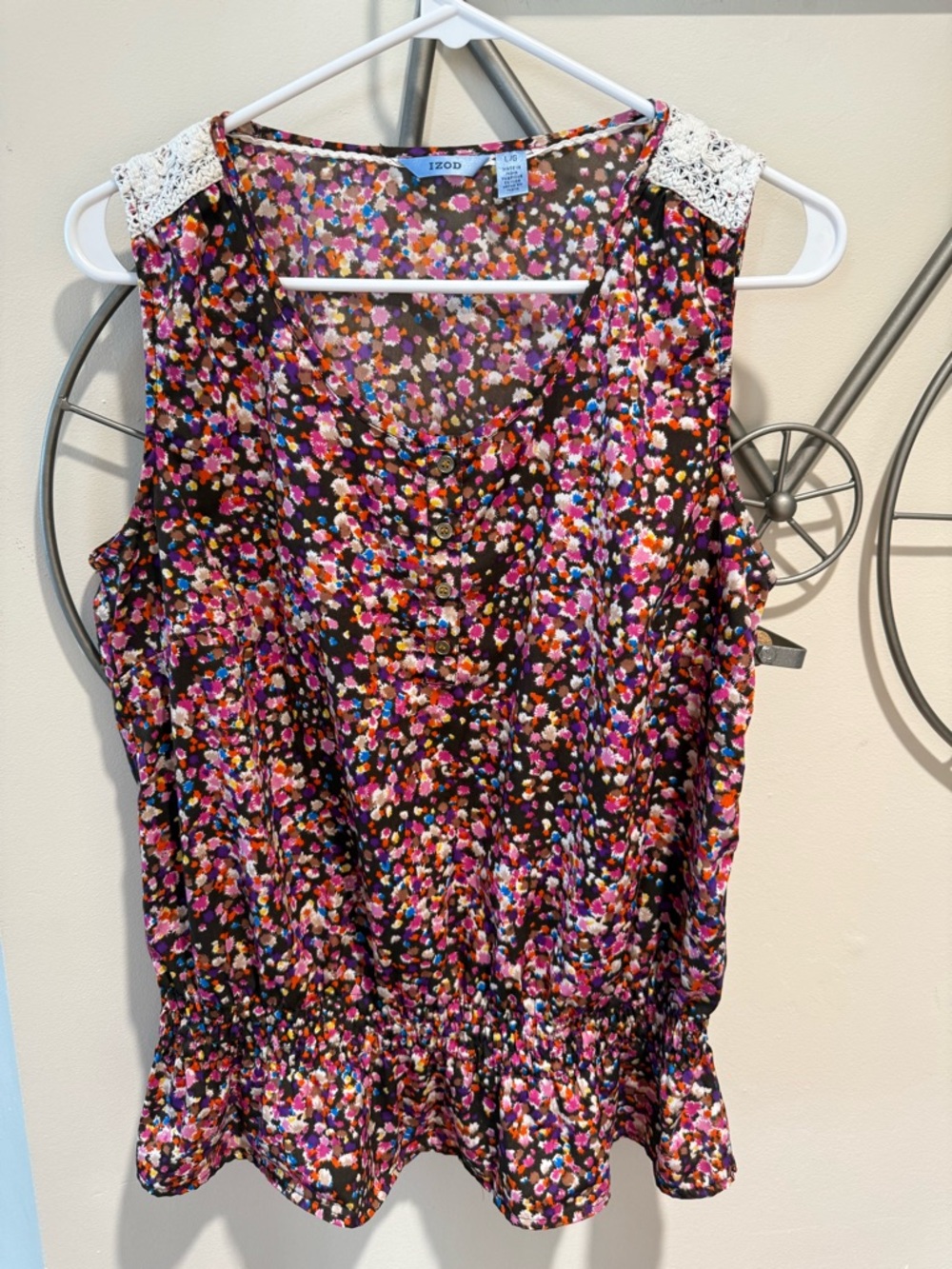 IZOD Women's Multicolor Floral Sleeveless Blouse Crochet Detail Bohemian Size L